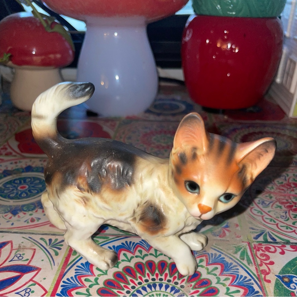Ceramic Calico Cat Figurine